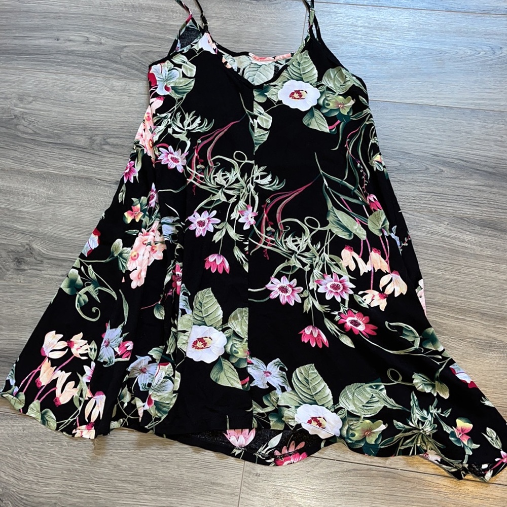 Ms Basic Large Floral Spaghetti String Mini Dress - Picture 9 of 13